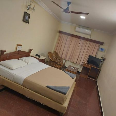Sea Breeze Beach Resort Mahabalipuram Εξωτερικό φωτογραφία