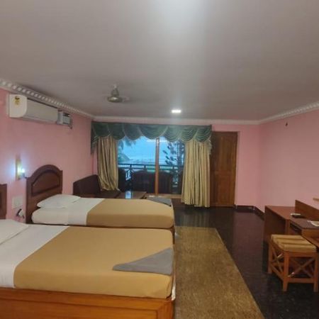 Sea Breeze Beach Resort Mahabalipuram Εξωτερικό φωτογραφία