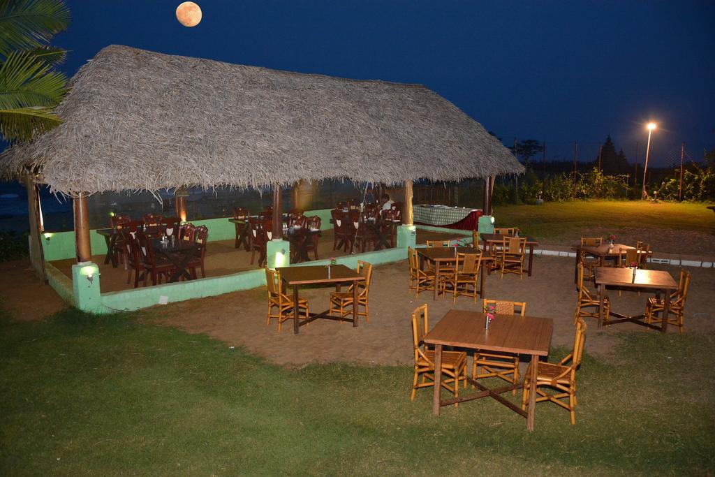 Sea Breeze Beach Resort Mahabalipuram Εξωτερικό φωτογραφία
