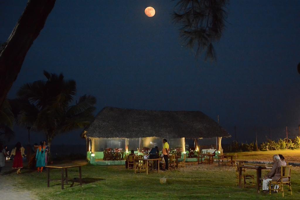 Sea Breeze Beach Resort Mahabalipuram Εξωτερικό φωτογραφία
