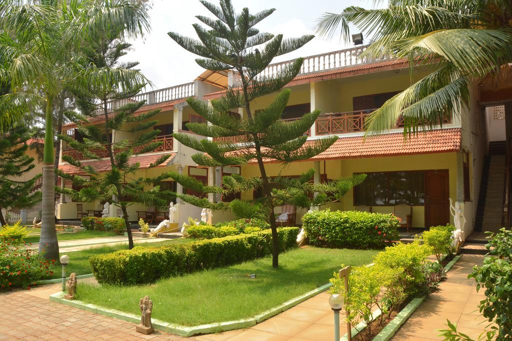 Sea Breeze Beach Resort Mahabalipuram Εξωτερικό φωτογραφία
