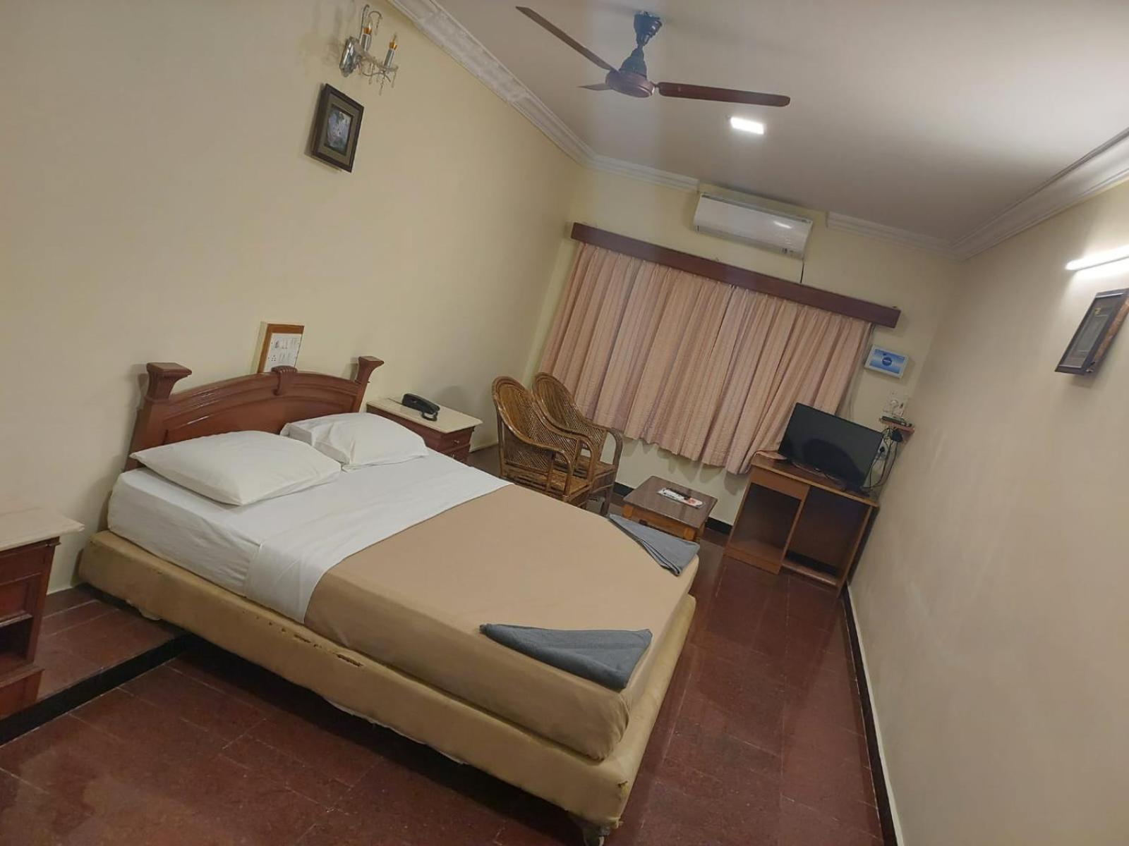 Sea Breeze Beach Resort Mahabalipuram Εξωτερικό φωτογραφία