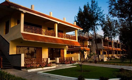 Sea Breeze Beach Resort Mahabalipuram Εξωτερικό φωτογραφία