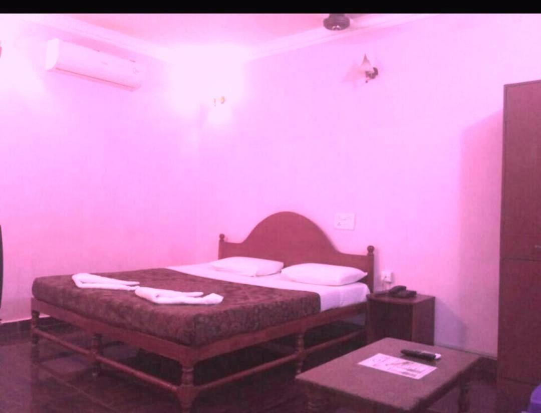 Sea Breeze Beach Resort Mahabalipuram Εξωτερικό φωτογραφία